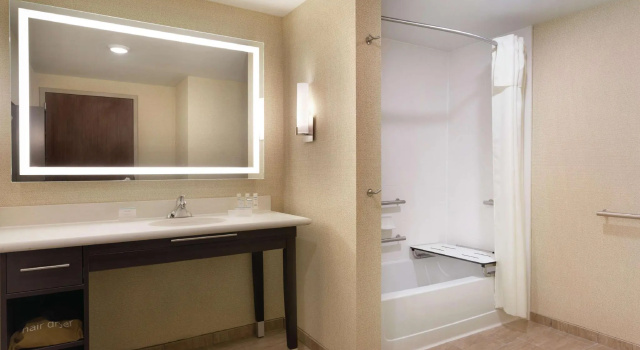 Четырёхместный люкс Homewood Suites by Hilton Ankeny