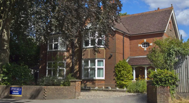 Copper Beech House Crawley, Забронировать Отель Кроли 