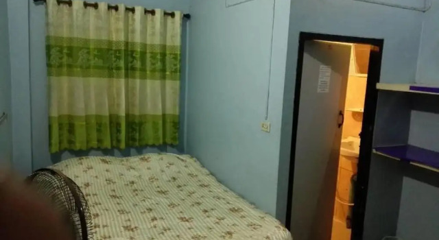 Adchara Mansion, Забронировать Хостел Хостелы Чианграй, рядом с Торговый центр Central Plaza ChiangRai, Хостел