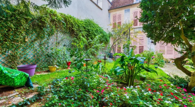hôtel particulier SENS centre ville, Забронировать Отель Санс 