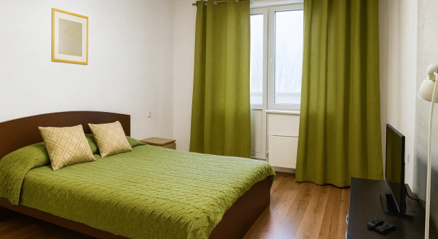 The apartment is on Biryulevskaya street 1 building 3, Rezervovat Apartmán Tsaritsyno 