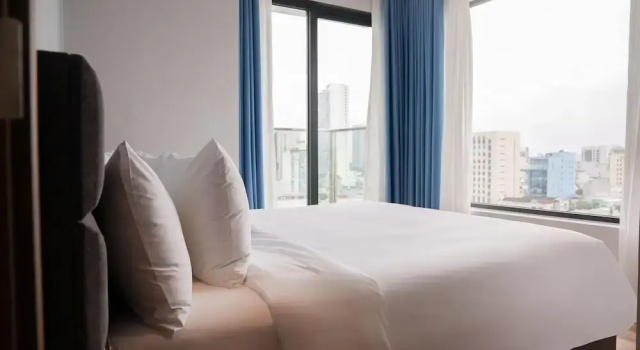 Люкс Centre Point Da Nang City Hotel