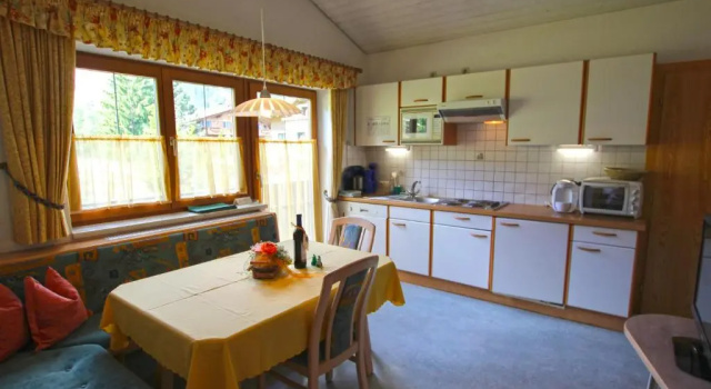 Апартаменты с 2 комнатами с балконом Haus am Römerweg