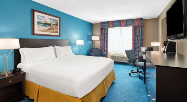 Двухместный люкс Holiday Inn Express & Suites Miami Kendall by IHG