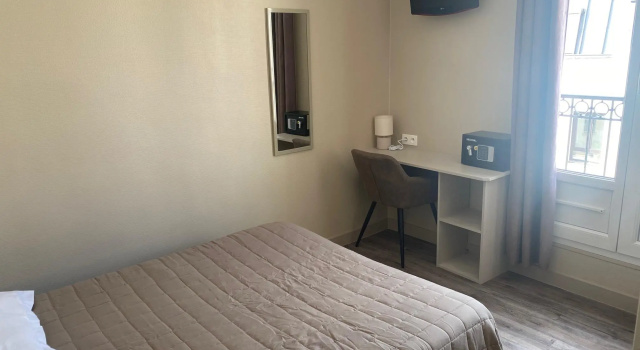 Одноместный номер Standard Angleterre Hotel