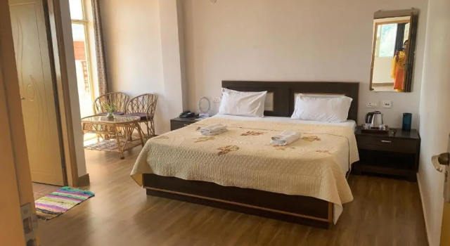Номер Deluxe с балконом и с панорамным видом Rudram Hotel Yoga & Ayurveda Retreat