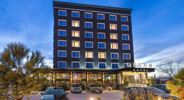 Urban Hotel