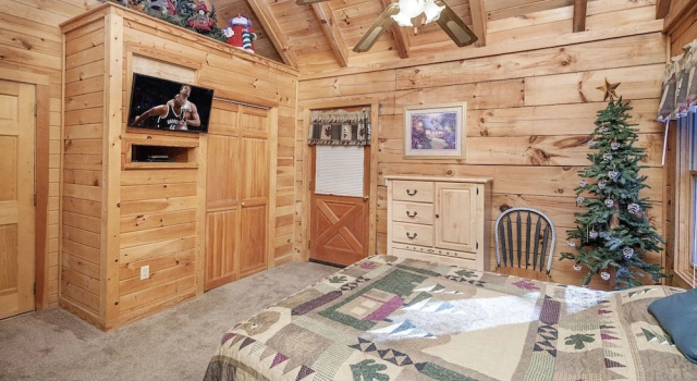 ER38B - Grandma\s Hideaway - Great Location! Close to town cabin, Забронировать Дом для отпуска Отели Great Smoky Mountains National Park с бассейном, Бассейн