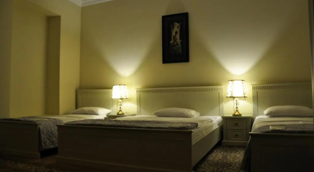 Семейный номер Standard Crown Hotel