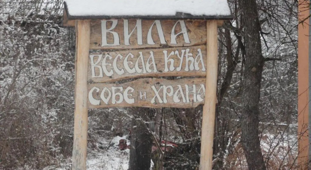 Stara Planina Vila Vesela kuca, Забронировать Отель Отели и гостиницы Jalovik Izvor, Отель