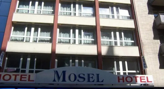 Mosel Hotel Frankfurt, Забронировать Отель Отели Франкфурт-на-Майне с парковкой, Парковка