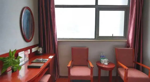 Двухместный номер Standard GreenTree Inn Suzhou Shihu Suli Road Express Hotel