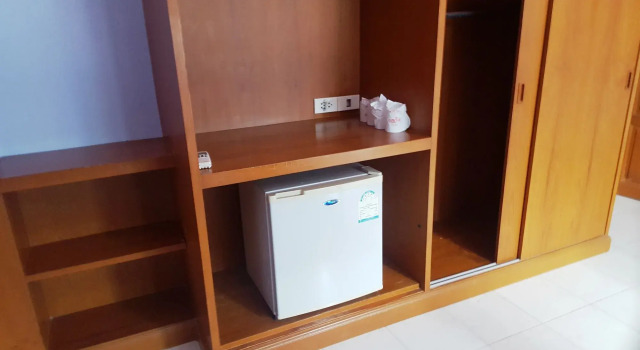 Coconut House Chaweng Hostel, Rezervați Hostel Koh Samui Ko Samui