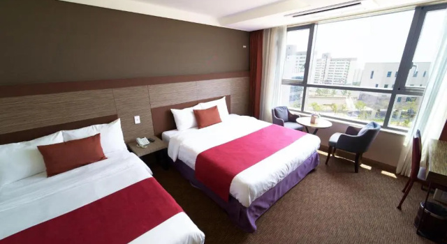Семейный номер Standard с видом на море Eastern Hotel Jeju