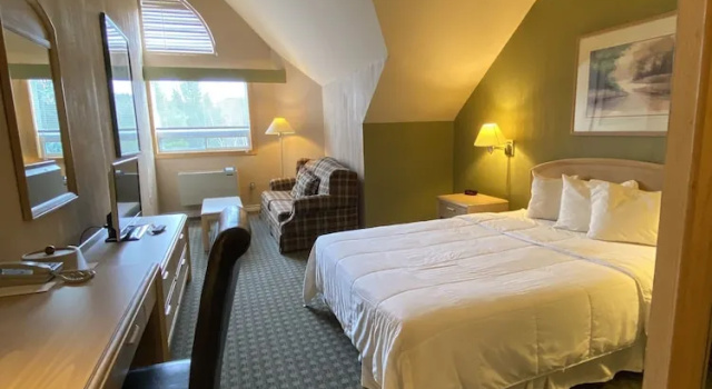 Номер Deluxe Riverside Resort & Conference Centre