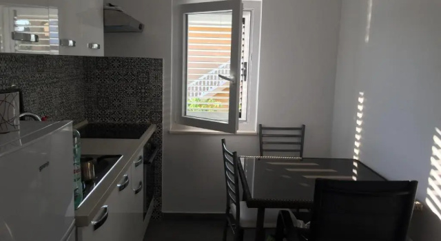 Apartments with a parking space Pirovac, Sibenik - 18700, Забронировать Апартаменты/квартира Отели Пировац с парковкой, Парковка