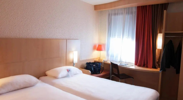 Номер Standard ibis Moulins