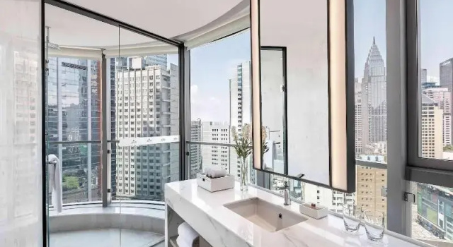 Четырёхместный номер Premium с видом на город Marriott Executive Apartments Chongqing