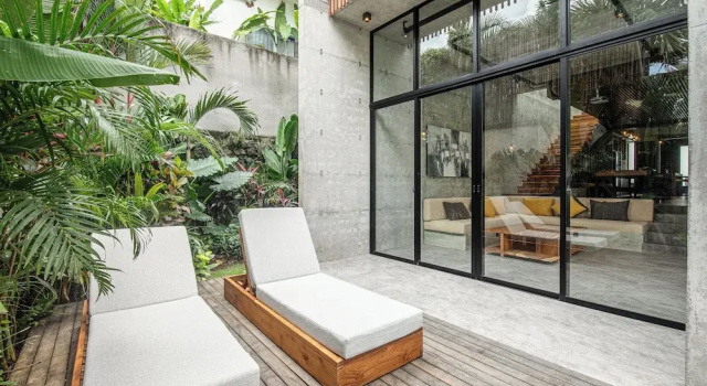 Modern 4 BR villa heart of Canggu 8mins to beach, Забронировать Вилла Чангу Бадунг