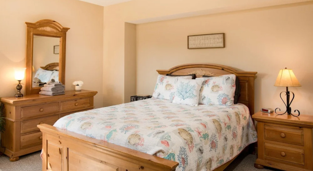 South Forest Beach 3BR w/ Pool & Tennis All-suite Bedrooms Condo, Забронировать Апартаменты/квартира Апартаменты Lowcountry, Апартаменты/квартира