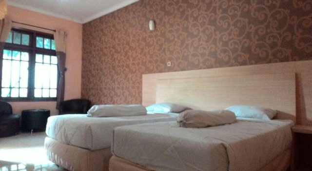 Hotel Surya Kertajaya, Rezerwuj Hotel Mojokerto East Java