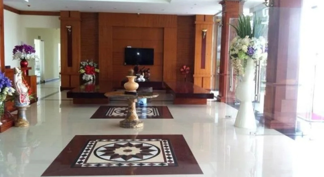 Dong Phong Hotel, Забронировать Отель Отели провинции Виньфук с парковкой, Парковка