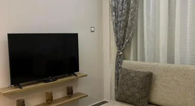 Kozani Home 01