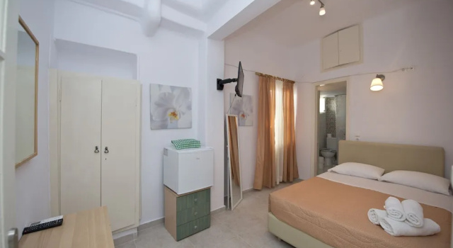 Номер Economy Karboni Hotel