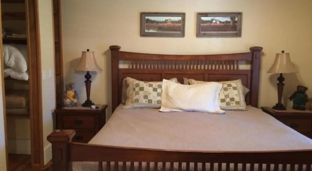 Calhoun House Inn & Suites, Забронировать Отель «постель и завтрак» Брайсон-Сити Great Smoky Mountains National Park