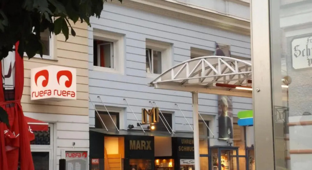 Апартаменты Oranges Apartment