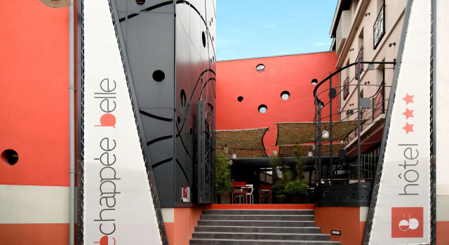 L’Échappée Belle, Varaa Hotelli L'Isle-Jourdain 