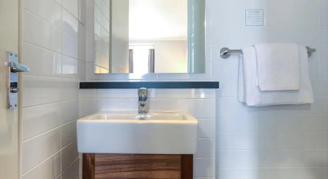 Номер Standard City Continental London Kensington