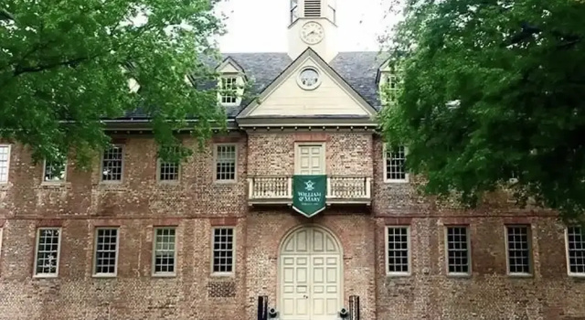 Williamsburg Manor B&B