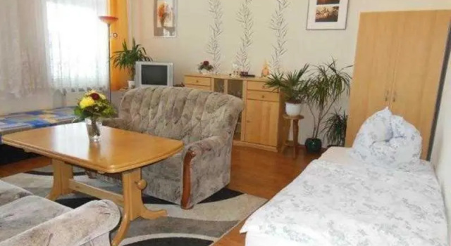 Ferienwohnung Sprenger _ Objekt 25, Забронировать Отель Росток Мекленбург-Померания