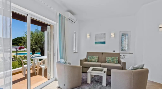 Вилла Deluxe с 2 комнатами с видом на бассейн Prado Villas