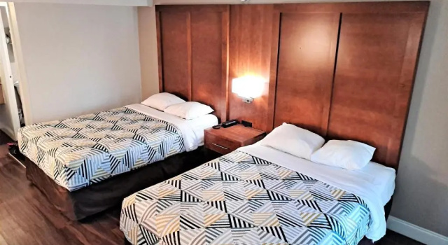 Четырёхместный номер Standard Motel 6 Catonsville MD Baltimore West