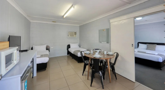 Семейный номер Standard с 2 комнатами Castlereagh Lodge Motel