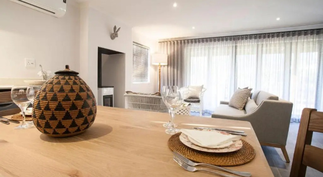 Люкс с балконом Mont Angelis Retreat