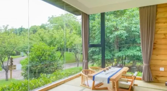 Номер Grand Phoenix Hotspring Resort