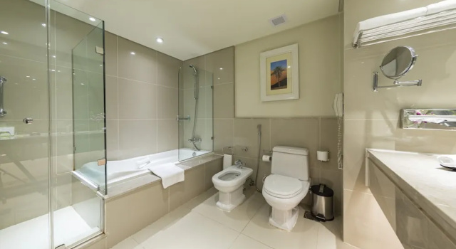 Двухместный номер seafront Grand Rotana Hotel Resort and Spa