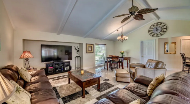 Villa Poseidons Passage- Roelens Vacations, Забронировать Вилла СПА-отели Кейп-Корал, SPA-услуги