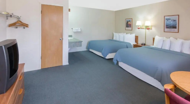 Номер Deluxe Redwood Inn