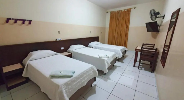 Трёхместный номер Standard Hotel Plaza Olido