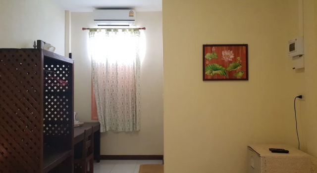 Benjapirom Private House, Забронировать Отель Чантабури 