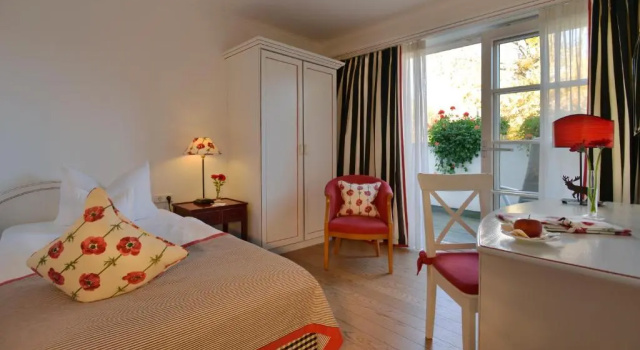 Номер Standard Romantik Hotel & Restaurant Hirsch