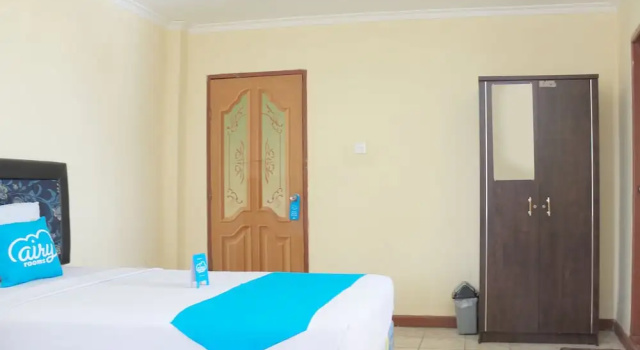 Airy Damai MT Haryono 5 Balikpapan, Забронировать Отель Отели провинции Восточного Калимантана с парковкой, Парковка