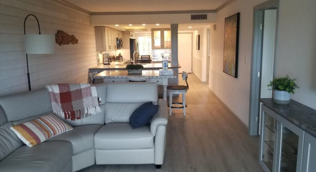 Land's End 202 Building 10 Beachfront / Fully Remodeled!!, Забронировать Апартаменты/квартира Отели Сансет Бича с бассейном, Бассейн