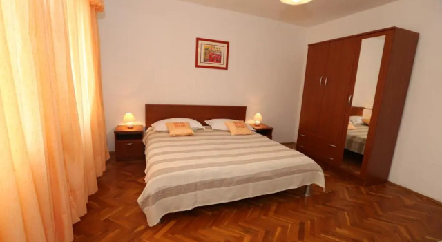 Apartment Vinka, 予約 アパートメント Jurandvor クルク島