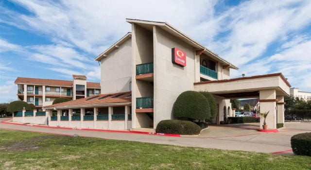 Econo Lodge Inn and Suites Arlington, Забронировать Отель Арлингтон Dallas - Fort Worth Metropolitan Area, рядом с Globe Life Field