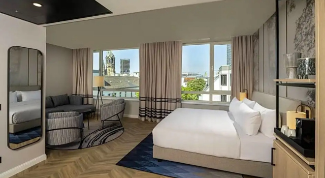 Dublu suite junior DoubleTree by Hilton Berlin Ku'damm